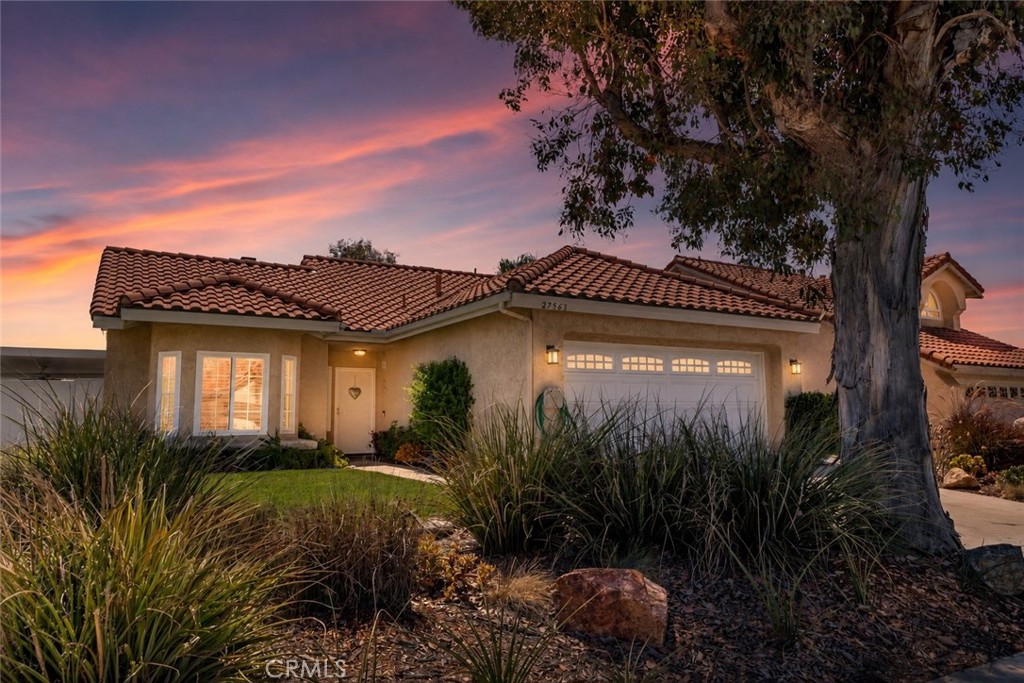 Twilight exterior of 27563 Sanderling Way, Temecula
